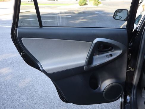 Used 2012 Toyota RAV4 FWD w/ Value Pkg image 25