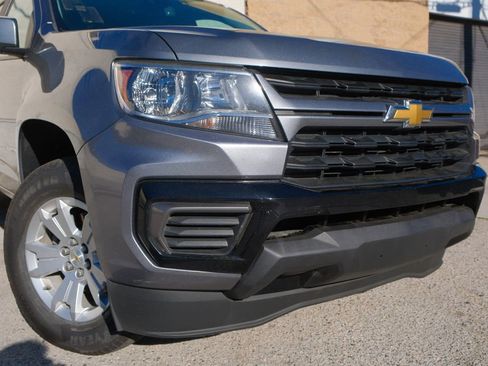 Used 2022 Chevrolet Colorado LT w/ Safety Package image 8