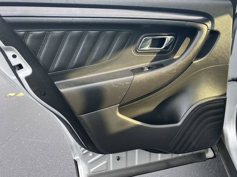 Used 2019 Ford Taurus SHO AWD/4WD image 39