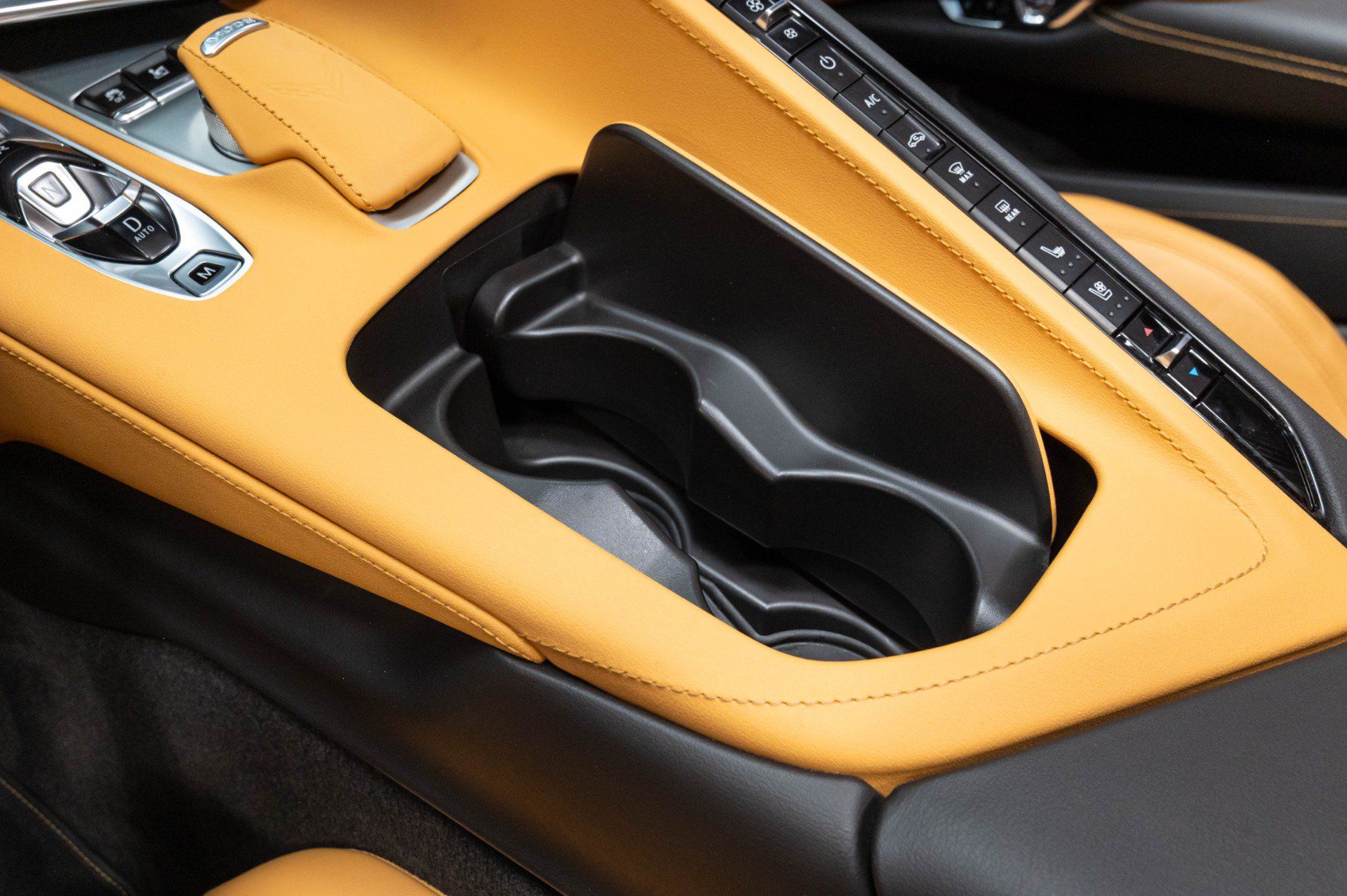 Used 2022 Chevrolet Corvette Stingray Coupe w/ 2LT w/ Z51 Performance Package RWD image 14