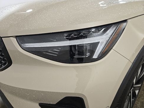 New 2026 Volvo XC40 B5 Ultra w/ Climate Package image 10