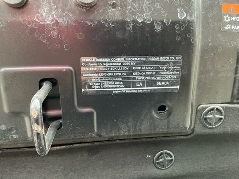 Used 2020 Nissan Versa SR w/ Convenience Package image 23