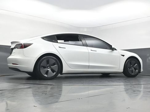 Used 2022 Tesla Model 3 Long Range AWD/4WD image 40