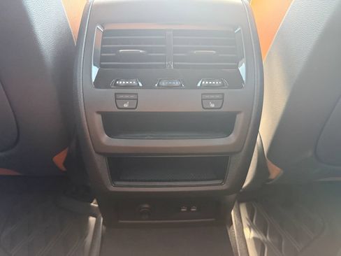 Used 2024 BMW X5 xDrive40i w/ M Sport Package AWD/4WD image 28