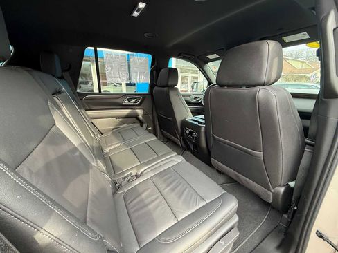 Used 2022 Chevrolet Tahoe Z71 w/ Luxury Package image 41