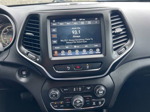 Used 2022 Jeep Cherokee Latitude Lux image 16