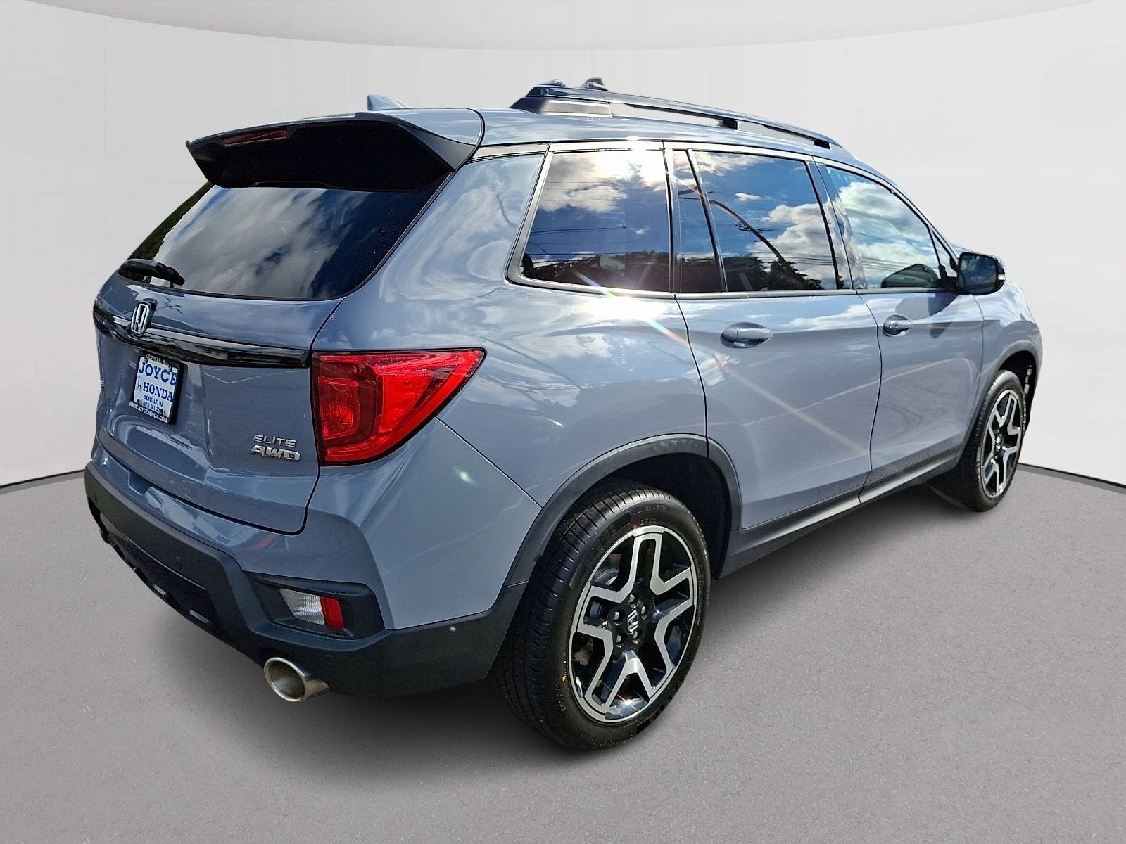 Used 2022 Honda Passport Elite image 11