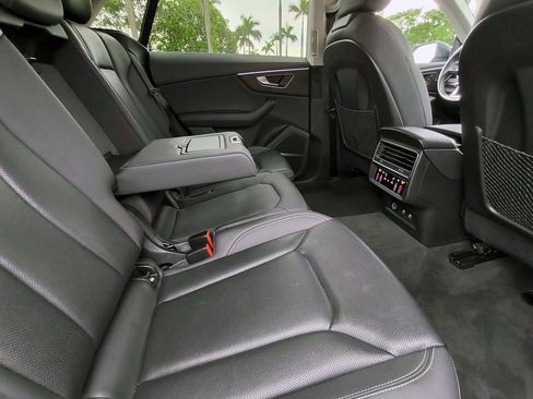 Used 2023 Audi Q8 Premium Plus w/ Premium Plus Package AWD/4WD image 35