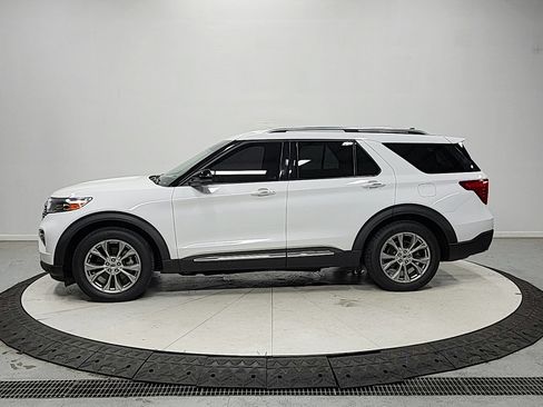 Used 2021 Ford Explorer Limited RWD image 4