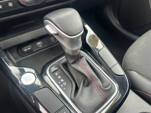Used 2023 Kia Soul GT-Line FWD image 22