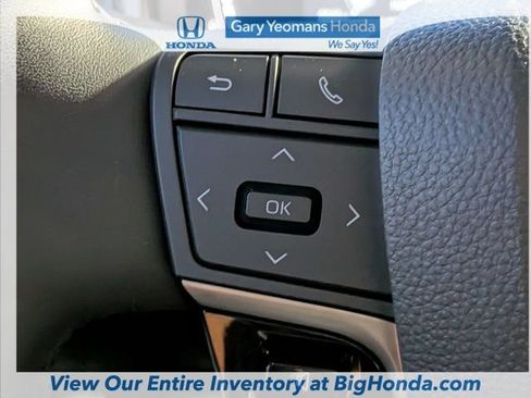 Used 2025 Toyota Camry LE w/ Convenience Package FWD image 25