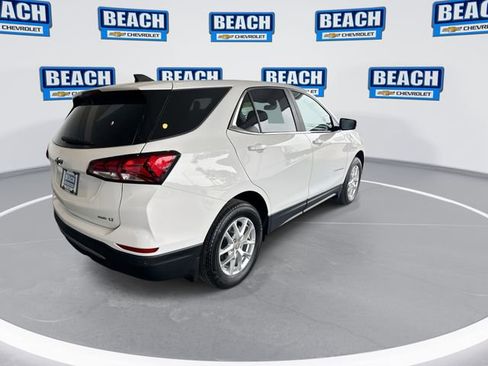 Used 2024 Chevrolet Equinox LT image 8
