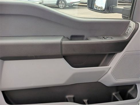 Used 2024 Ford F350 XL w/ Snow Plow Prep Package image 12