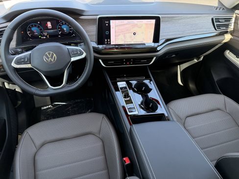 New 2026 Volkswagen Atlas SEL AWD/4WD image 12