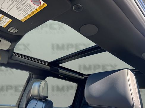 Used 2025 Ford F250 Platinum image 12