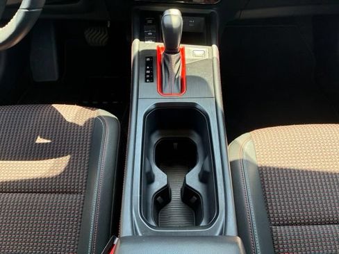 Certified 2025 Nissan Kicks SR FWD image 16