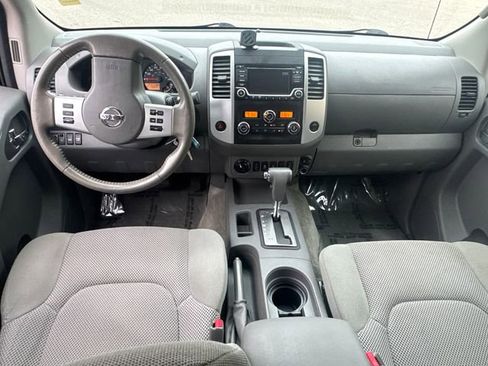 Used 2017 Nissan Frontier SV w/ SV Value Truck Package image 18