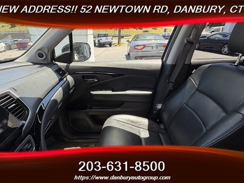 Used 2019 Honda Pilot Touring image 15