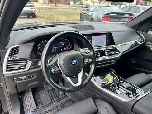 Used 2020 BMW X5 xDrive40i w/ Premium Package image 16