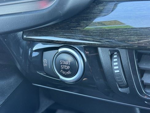 Used 2017 BMW X5 xDrive50i image 19