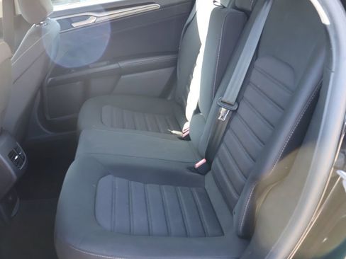 Used 2019 Ford Fusion SE AWD/4WD image 23