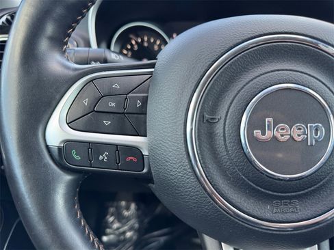 Used 2018 Jeep Compass Limited image 22