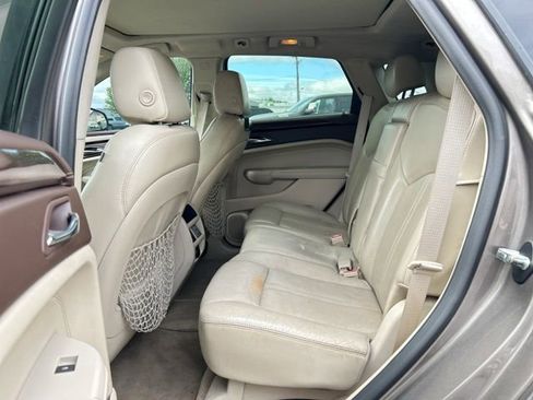 Used 2011 Cadillac SRX Luxury FWD image 11