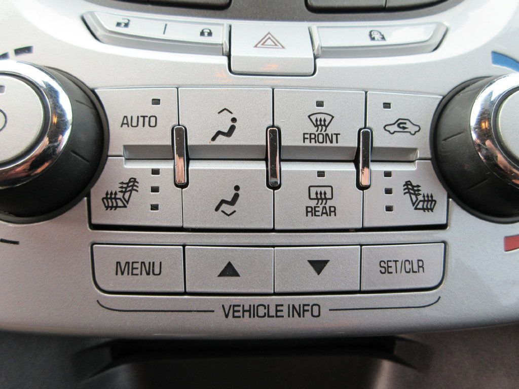 Used 2013 Chevrolet Equinox LT FWD image 29