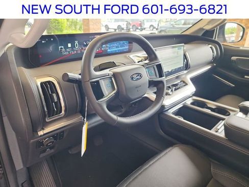 New 2026 Ford Expedition Platinum image 40