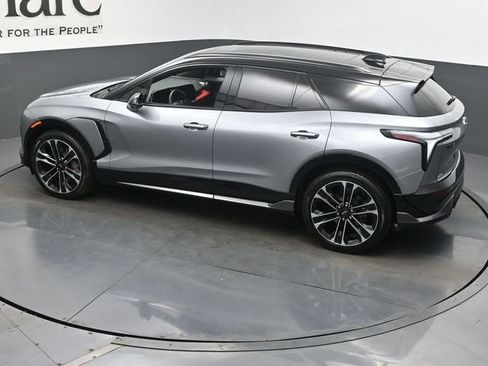 Used 2025 Chevrolet Blazer EV SS AWD/4WD image 42