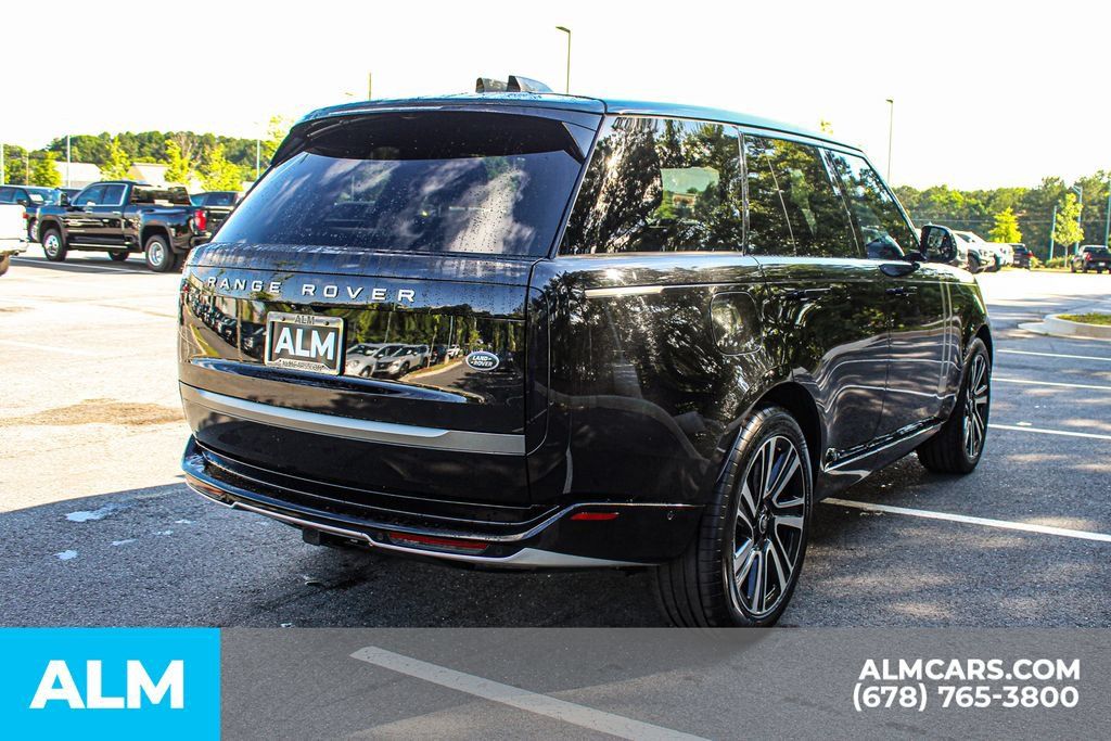 Used 2023 Land Rover Range Rover SE AWD/4WD image 5