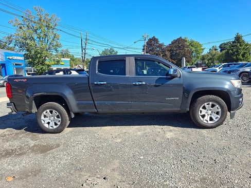 Used 2018 Chevrolet Colorado LT w/ Luxury Package, Chrome AWD/4WD image 9