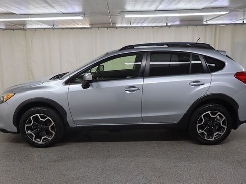 Used 2015 Subaru Crosstrek 2.0i Premium AWD/4WD image 4