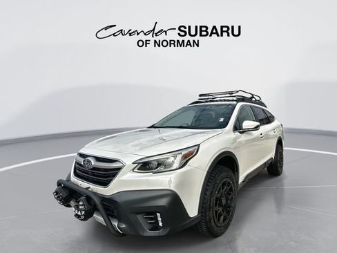 Used 2020 Subaru Outback Limited w/ Popular Package #2 AWD/4WD image 1