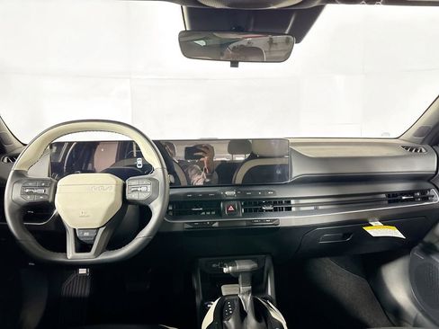 New 2025 Kia K4 GT-Line w/ GT-Line Premium Package image 12