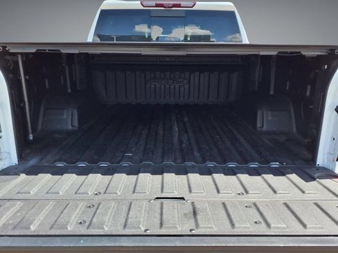 Used 2022 GMC Sierra 1500 AT4 w/ AT4 Premium Package AWD/4WD image 10