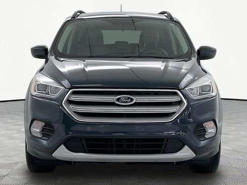 Used 2019 Ford Escape SEL image 2