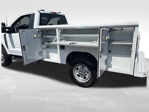 New 2026 Ford F350 XL w/ XL Chrome Package AWD/4WD image 17