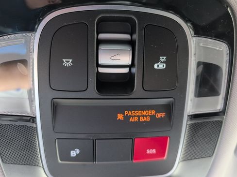 Used 2025 Hyundai Sonata SEL FWD image 21