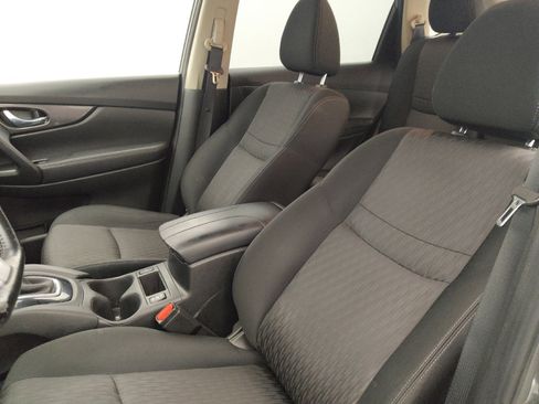 Used 2020 Nissan Rogue SV AWD/4WD image 17