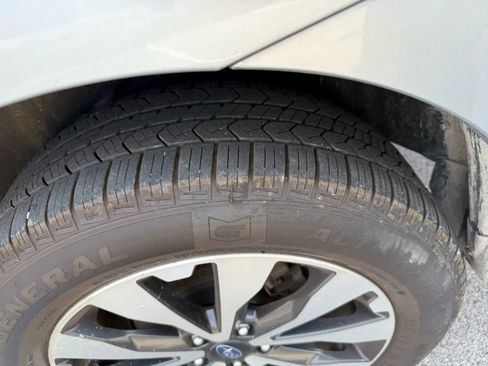 Used 2016 Subaru Outback 3.6R Limited image 15