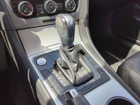 Used 2019 Volkswagen Passat 2.0T Wolfsburg w/ Wheels & Sunroof Package FWD image 10