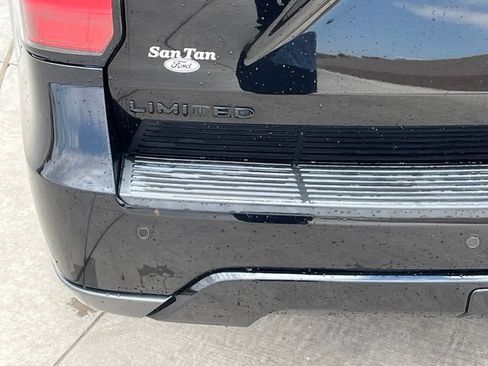 Used 2019 Ford Expedition Max Limited w/ Equipment Group 303A AWD/4WD image 10