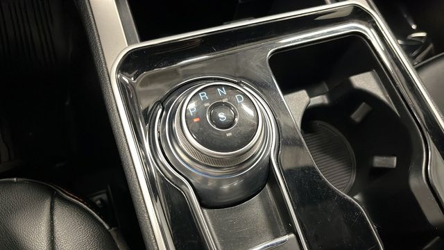 Used 2020 Ford Edge ST-Line w/ Cold Weather Package AWD/4WD image 18