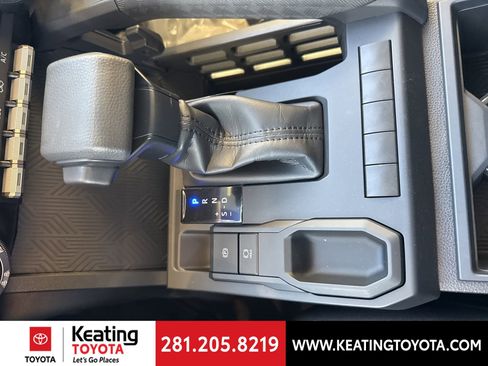 Used 2025 Toyota Tacoma SR image 19