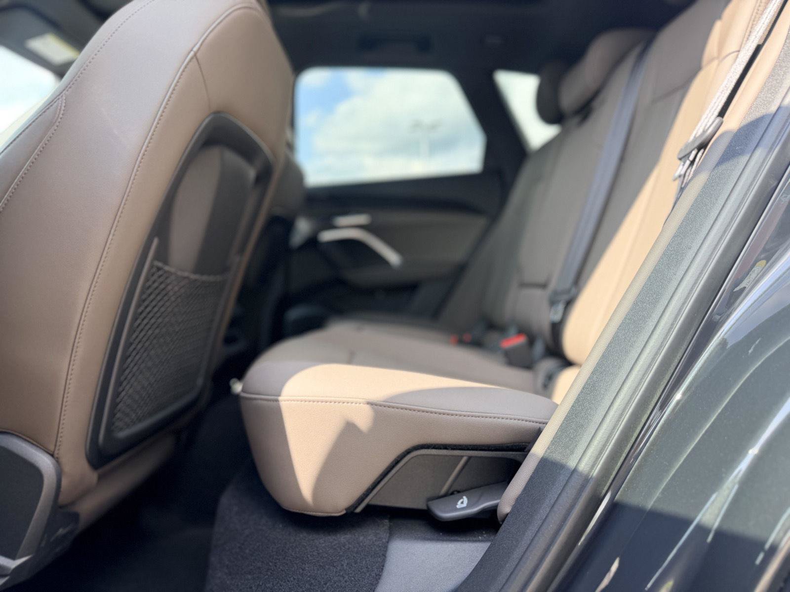 Certified 2025 Audi Q5 Premium w/ Convenience Package AWD/4WD image 14