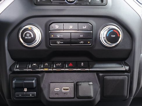 Used 2023 GMC Sierra 1500 Pro image 15