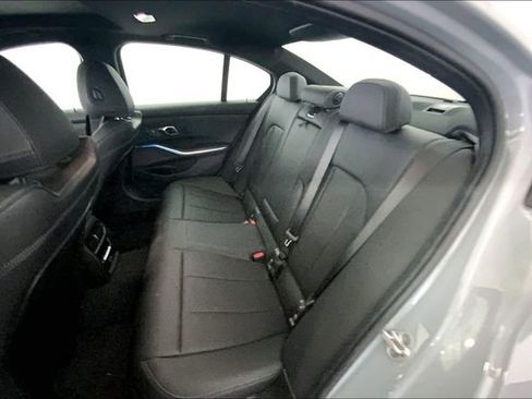 Used 2025 BMW 330i Sedan w/ M Sport Package image 12