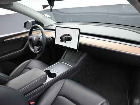 Used 2022 Tesla Model Y Performance AWD/4WD image 27