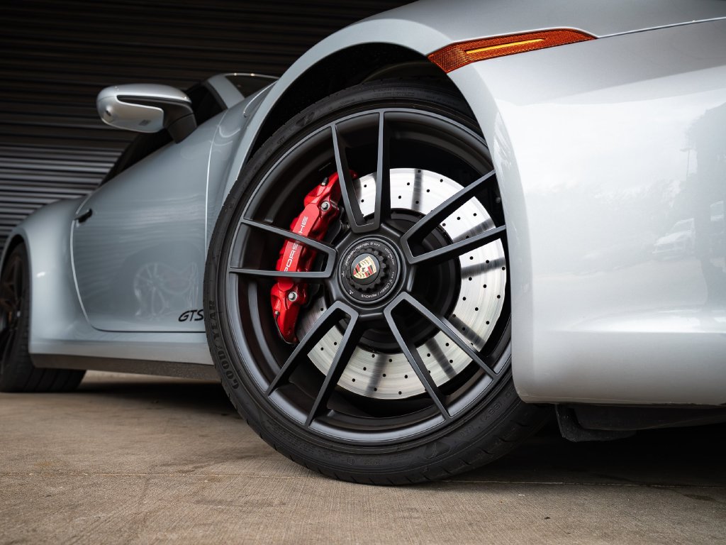 Certified 2022 Porsche 911 Targa 4 GTS AWD/4WD image 12